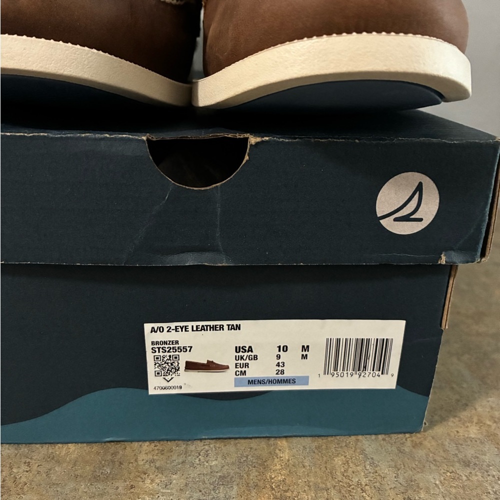 Sperry Men's Tan Leather Boat Shoes - Picture 2 of 7